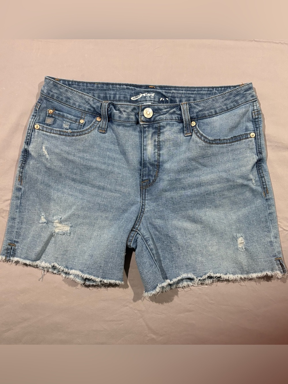 Seven7 Light Blue Distressed Frayed-Hem Denim Shorts